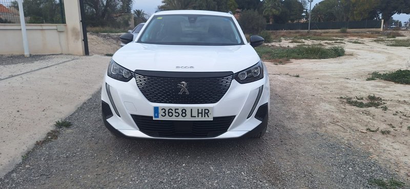 Peugeot 2008 2020 - foto 1