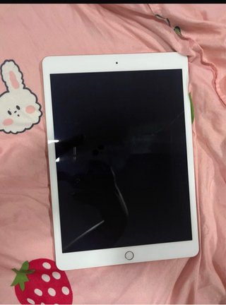 iPad 9.7