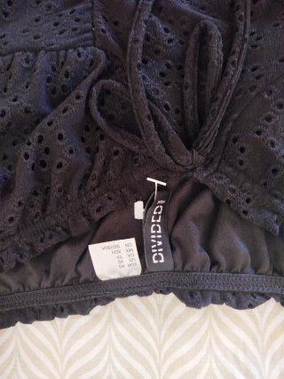 Vestido negro H&M rizado talla XS