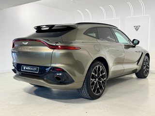 Aston Martin DBX V8 4.0 551cv