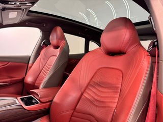 Aston Martin DBX V8 4.0 551cv