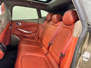 Aston Martin DBX V8 4.0 551cv