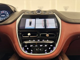 Aston Martin DBX V8 4.0 551cv