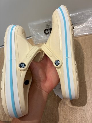 Crocs Bayaband Clog Talla 45-46 Beige/Azul