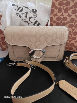 Bolso Coach Beige mano  y Bandolera