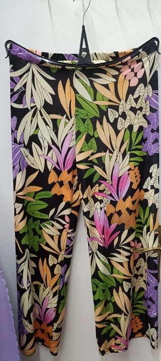 Conjunto UNIKO Chaqueta y Pantalón Lycra