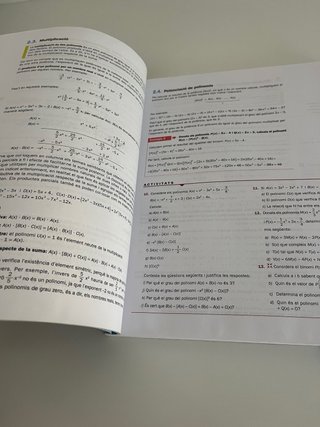 Matemàtiques Aplicades a les Ciències Socials 1...