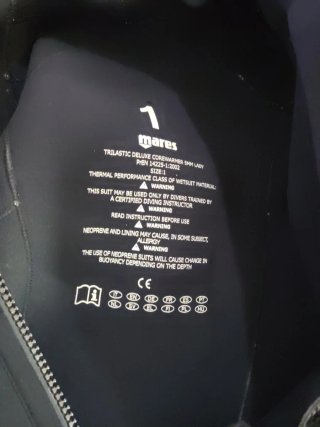 Traje Neopreno Mares 5 Core D Corto Capucha.
