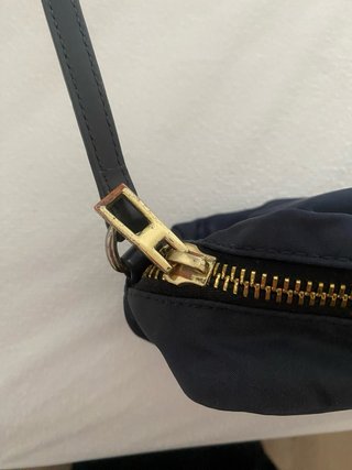 Bolso Bimba y Lola azul oscuro.