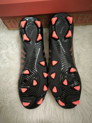Botas de fútbol Puma Talla 44.5