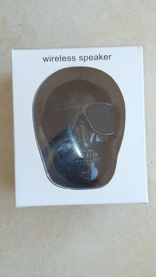 Altavoz Bluetooth inalámbrico Calavera Negro 5W