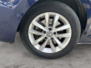 Volkswagen Touran 1.6TDi 115cv Advance 7 Plazas