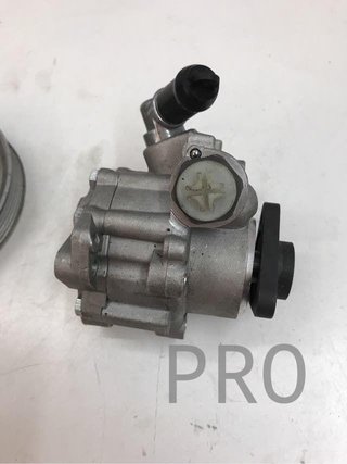 Bomba direccion idraulica audi