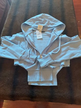 Sudadera azul cielo - talla L de Zara