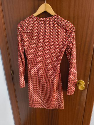 Vestido Pull&Bear estampado corto