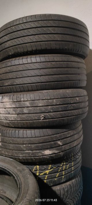 MICHELÍN 205/60 R16