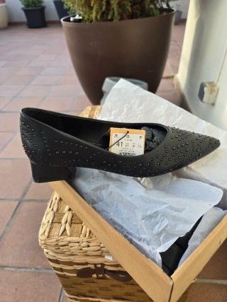 Zapatos Giossepo Negros Tacon Bajo Talla 41