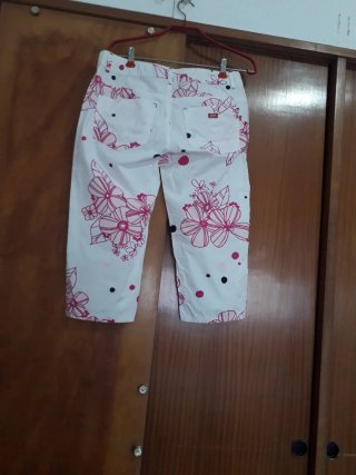 Pantalón Pirata estampado y Top a juego