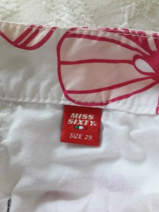 Pantalón Pirata estampado y Top a juego
