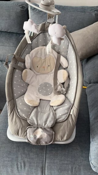 Hamaca para bebé con peluche