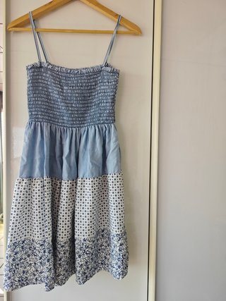 Vestido corto azul y blanco