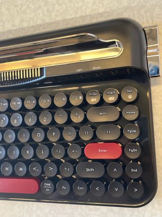 Teclado Inalámbrico Negro y Rojo