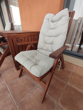 Mesa y 4 Sillas Jardín Reclinables Madera