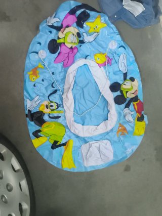 Barca hinchable Mickey y Minnie