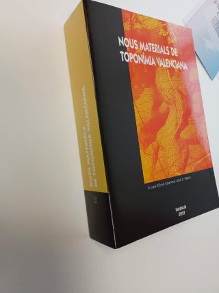 Nous materials de toponímia valenciana