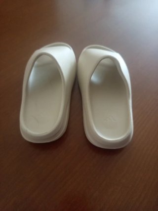Chanclas Adidas Yeezy Slide Beige