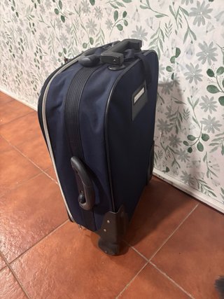 Maleta de mano azul