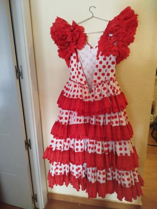 Traje de flamenca niña talla 10