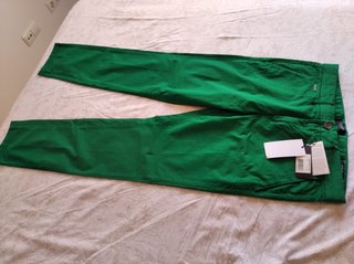 Pantalón Guess Verde Manzana (Talla W:32 - L:32)