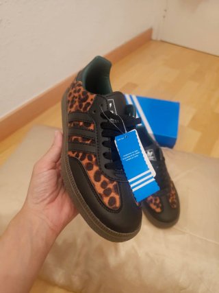 Zapatillas Adidas Leopardo Talla 38 Nuevas