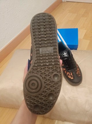 Zapatillas Adidas Leopardo Talla 38 Nuevas