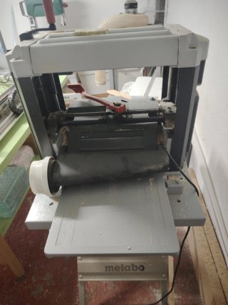 Regruesadora Metabo DH330 330mm con banco