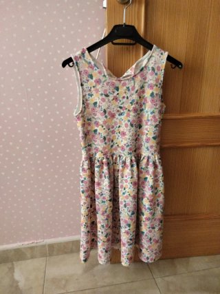 Vestido estampado floral talla 11-12