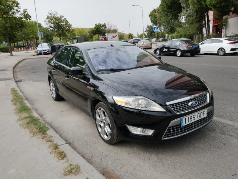 Ford Mondeo 2008 - foto 1