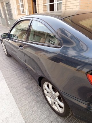 Mercedes-Benz Clase C 2005
