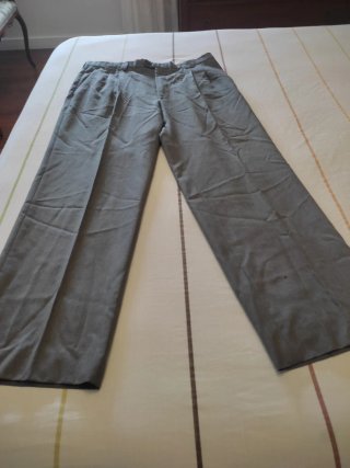 Pantalón Burberry Gris Hombre talla 44
