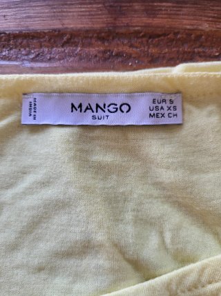 Top Mango volantes amarillo