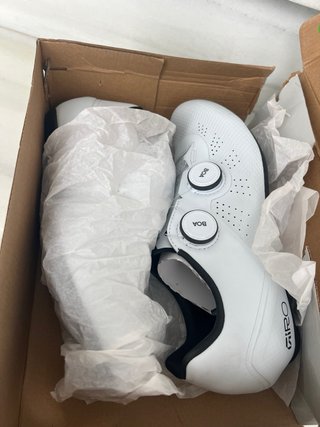Zapatillas Giro Regime II Blancas