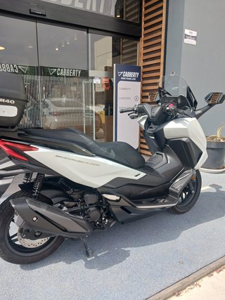 Honda Forza 350 Maxi-Scooter