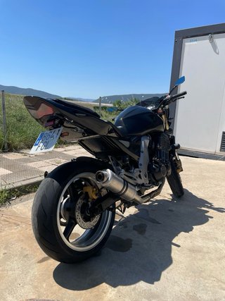 Kawasaki Z1000 Naked Negra