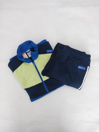 Chándal Adidas Talla 15-16 años / XS-S (176 cm)
