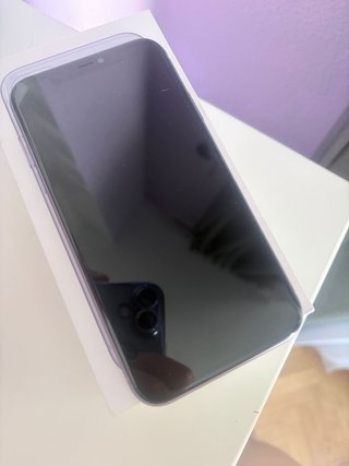 iPhone 11 Viola