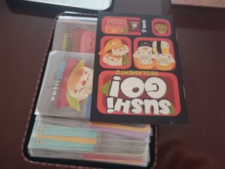 Juegos de mesa: Sushi Go!, Unstable Unicorns, Hana