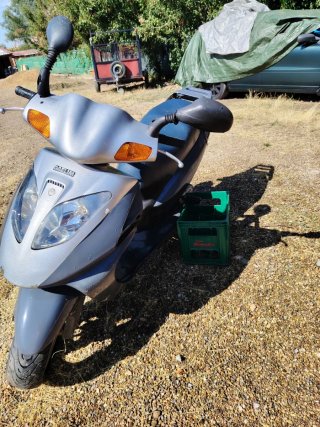 Motín Daelim SG125F Scooter 125cc