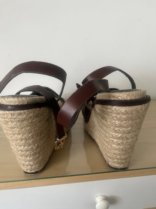 Sandalias cuña esparto Zara Talla 39