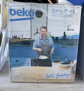 Horno y vitrocerámica Beko